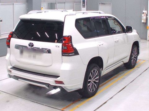 2020 Toyota Land Cruiser Prado TRJ150W[1]