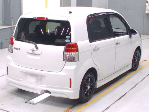 2012 Toyota Spade NCP141[1]