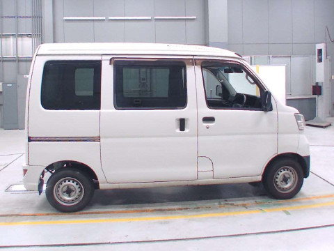 2018 Daihatsu Hijet Cargo S331V[2]