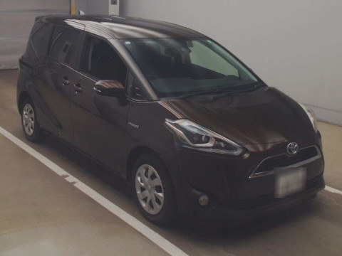 2017 Toyota Sienta NHP170G[2]