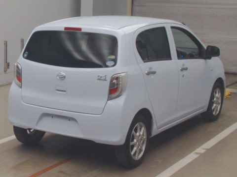 2016 Daihatsu Mira es LA300S[1]