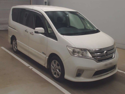 2013 Nissan Serena HFC26[2]