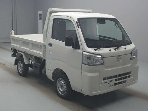 2024 Daihatsu Hijet Truck S510P[2]