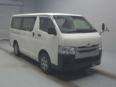 2019 Toyota Hiace Van GDH201V[2]