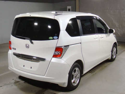 2016 Honda Freed GB3[1]