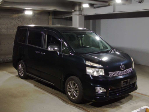 2012 Toyota Voxy ZRR70W[2]