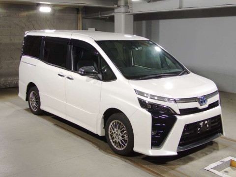 2021 Toyota Voxy ZWR80W[2]