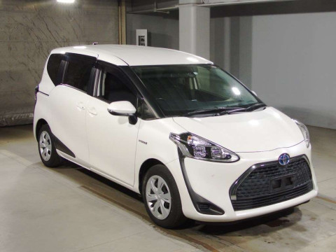 2020 Toyota Sienta NHP170G[2]