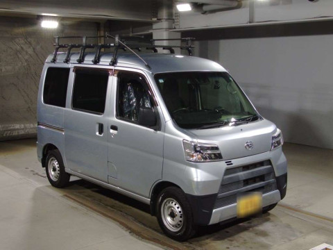 2020 Daihatsu Hijet Cargo S321V[2]