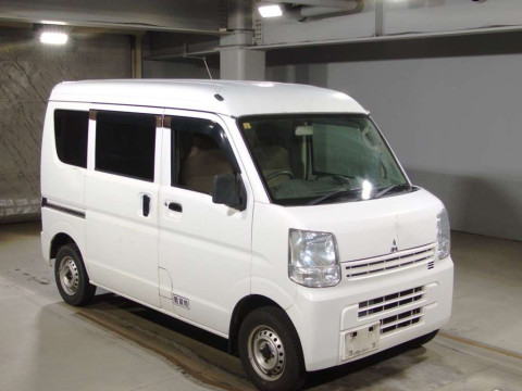 2015 Mitsubishi Minicab Van DS17V[2]