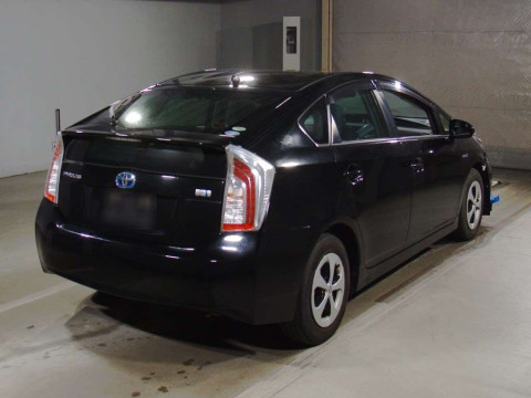 2014 Toyota Prius ZVW30[1]