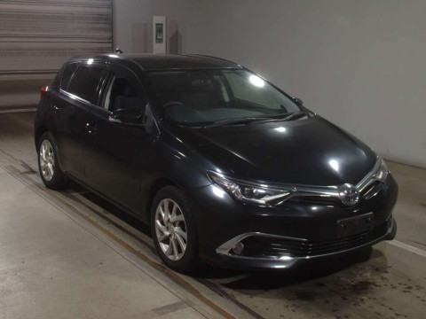 2018 Toyota Auris NZE181H[2]