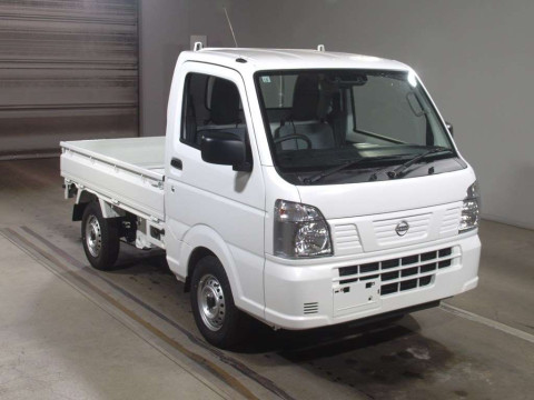 2024 Nissan Clipper Truck DR16T[2]