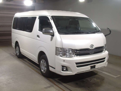 2013 Toyota Hiace Wagon TRH219W[2]