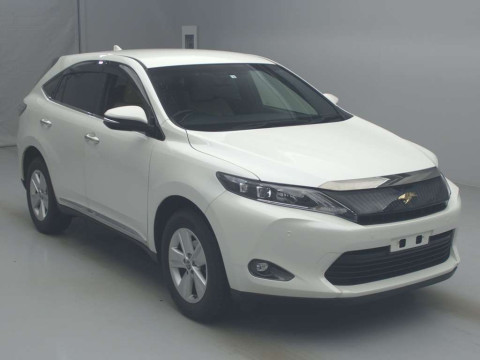 2014 Toyota Harrier ZSU65W[2]