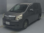 2010 Toyota Noah