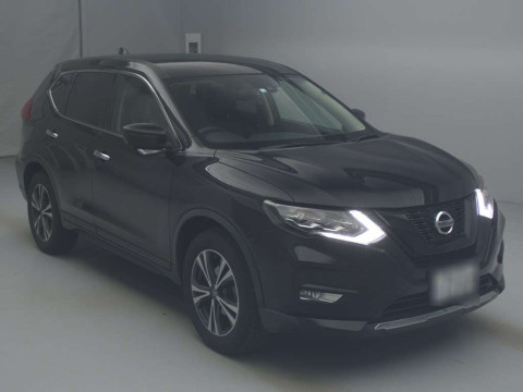 2018 Nissan X-Trail NT32[2]