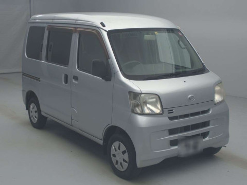 2013 Daihatsu Hijet Cargo S331V[2]