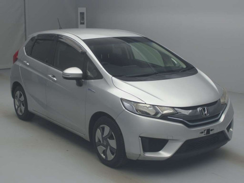 2014 Honda Fit Hybrid GP5[2]