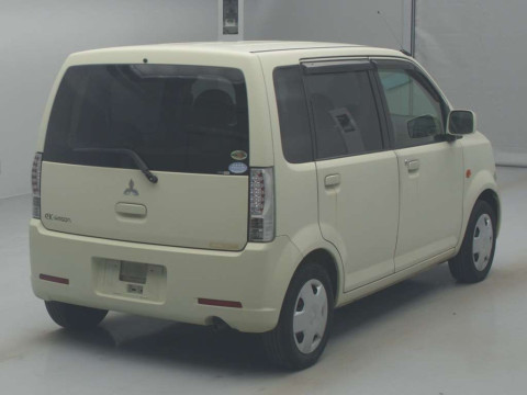 0 Mitsubishi eK Wagon H82W[1]