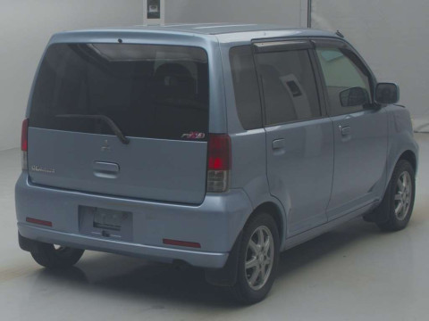 0 Mitsubishi eK Wagon H81W[1]