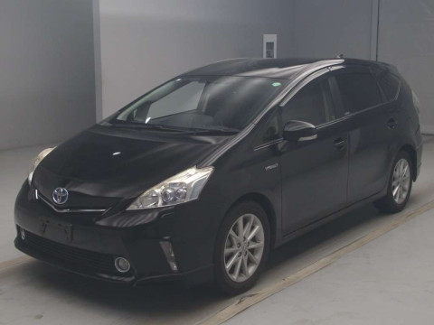 2013 Toyota Prius alpha ZVW41W[0]