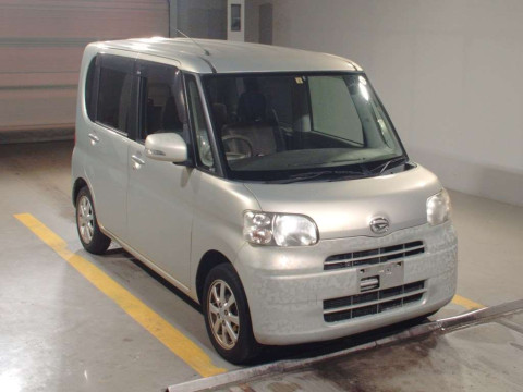 2010 Daihatsu Tanto L375S[2]