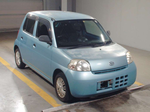 2010 Daihatsu Esse L235S[2]