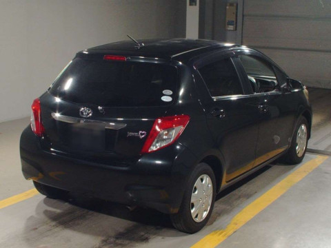 2012 Toyota Vitz NSP130[1]