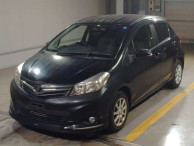 2013 Toyota Vitz