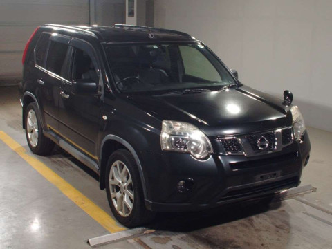 2013 Nissan X-Trail NT31[2]