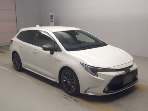 2019 Toyota Corolla Touring Wagon ZWE211W[2]