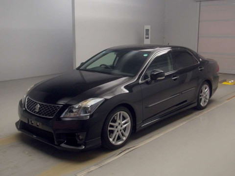 2011 Toyota Crown GRS204[0]