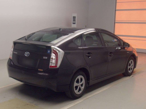 2012 Toyota Prius ZVW30[1]