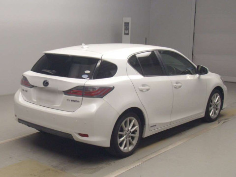 2011 Lexus CT ZWA10[1]