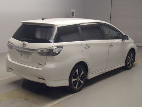 2013 Toyota Wish ZGE20W[1]