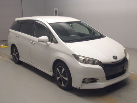 2013 Toyota Wish ZGE20W[2]