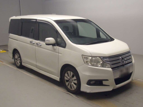 2012 Honda Step WGN Spada RK5[2]