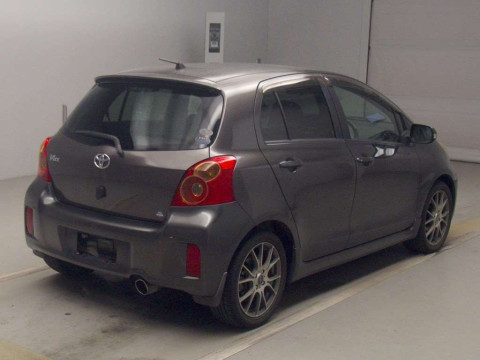 2009 Toyota Vitz NCP91[1]