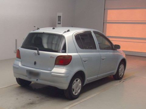 2003 Toyota Vitz SCP13[1]