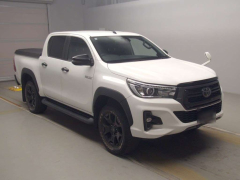 2019 Toyota Hilux GUN125[2]