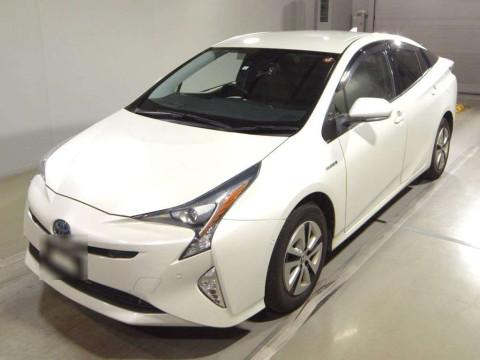 2016 Toyota Prius ZVW55[0]