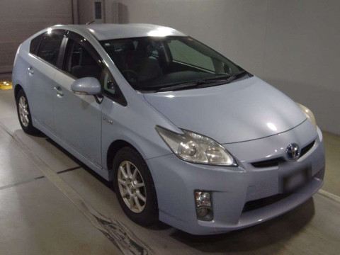 2010 Toyota Prius ZVW30[2]