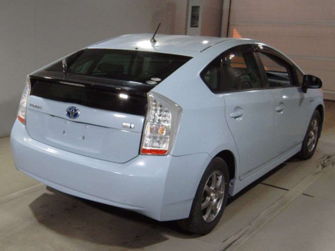 2011 Toyota Prius ZVW30[1]