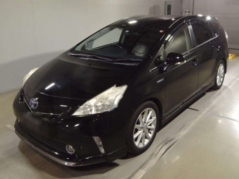 2013 Toyota Prius alpha ZVW40W[0]