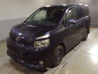 2009 Toyota Voxy