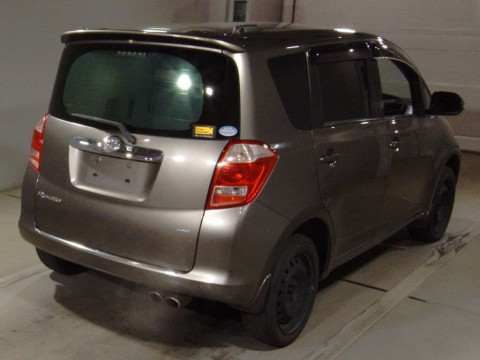 2007 Toyota Ractis NCP105[1]