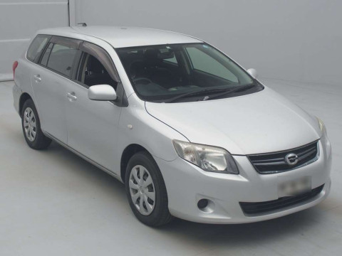 2011 Toyota Corolla Fielder NZE144G[2]