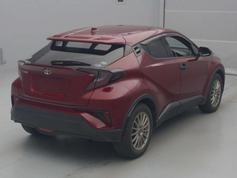 2017 Toyota C-HR NGX50[1]