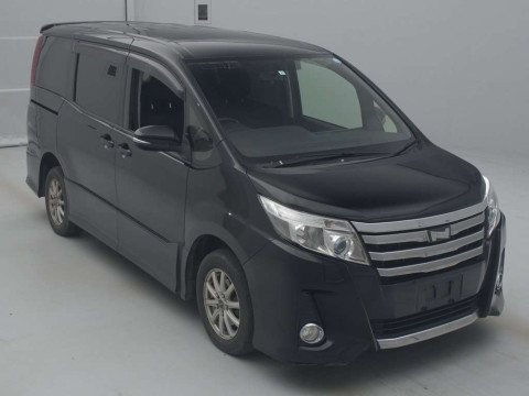 2015 Toyota Noah ZRR85W[2]